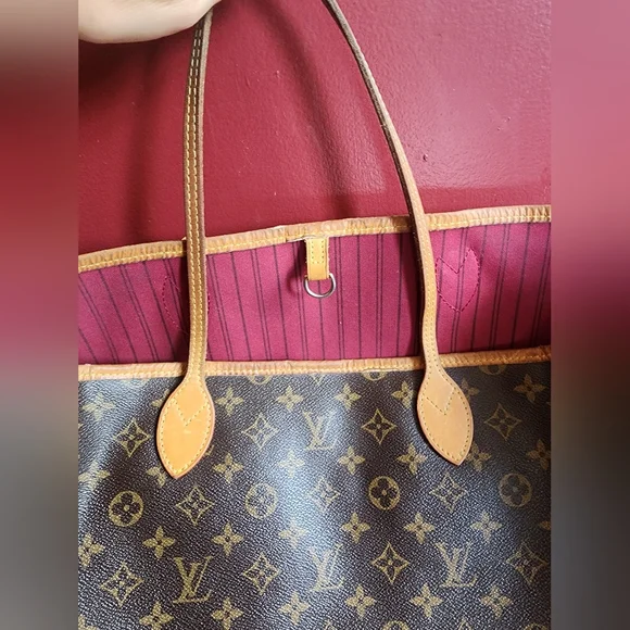 Traded! Louis Vuitton GM Neverfull with Piovine Interior - Picture 11 of 16